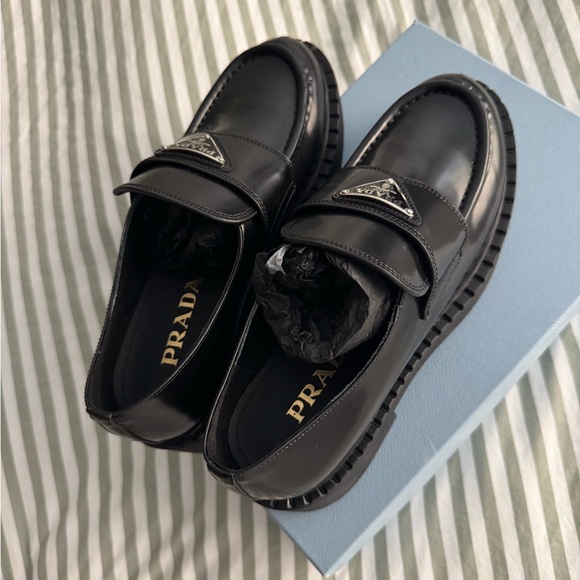 Womens Prada loafers. Brand new - Picture 4 of 5